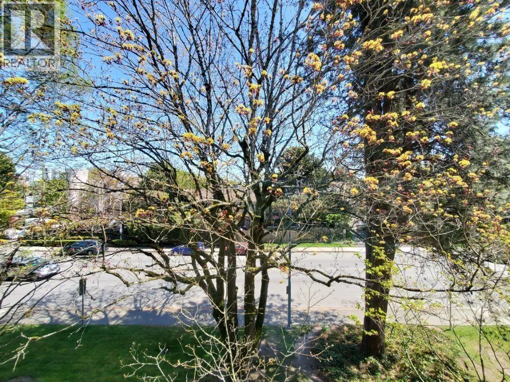 2F 7411 MINORU BOULEVARD