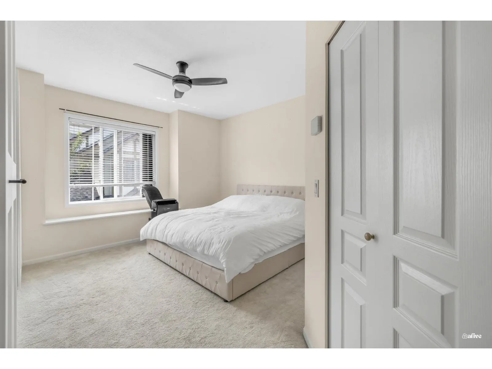 38 18707 65 AVENUE