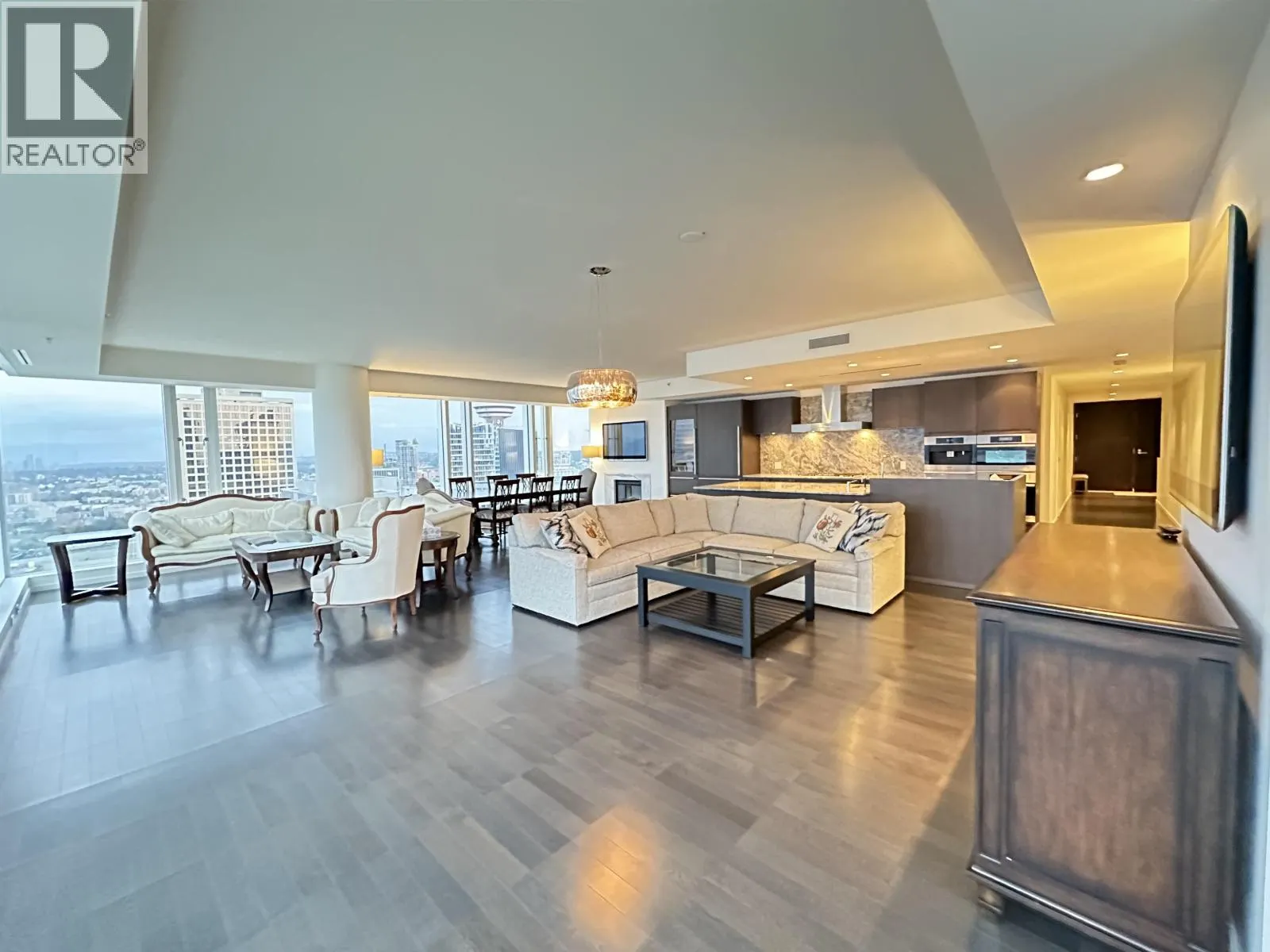 3301 1011 W CORDOVA STREET
