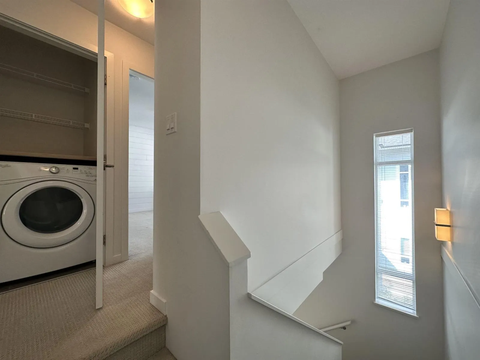 1604 18505 LAURENSEN PLACE