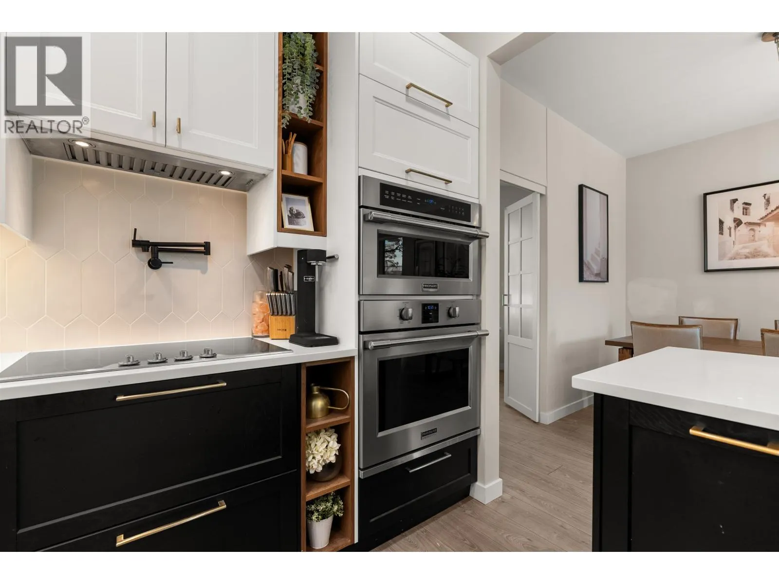 301 1150 QUAYSIDE DRIVE