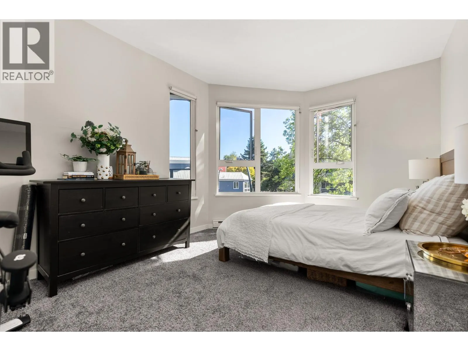 301 1150 QUAYSIDE DRIVE