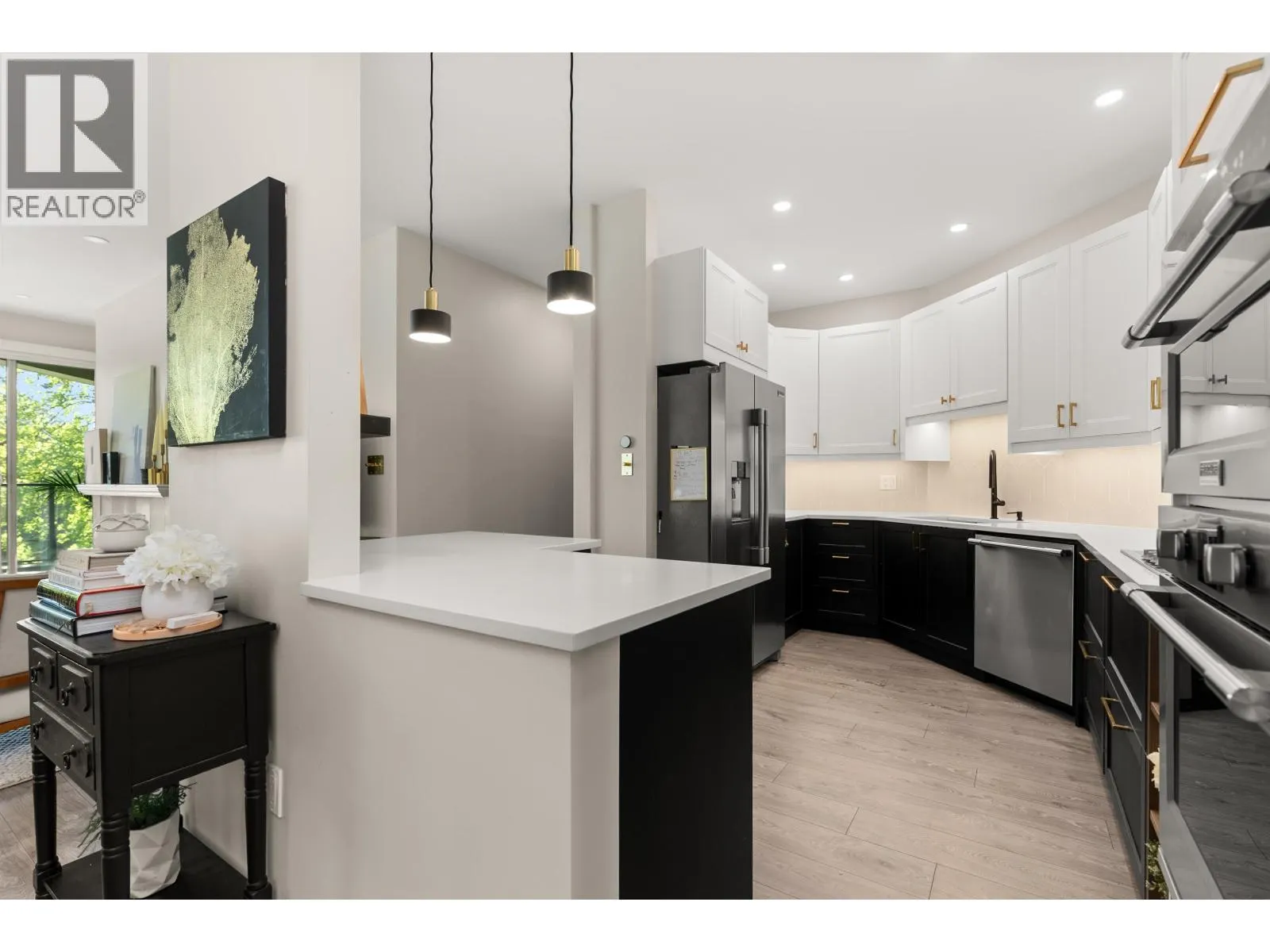 301 1150 QUAYSIDE DRIVE