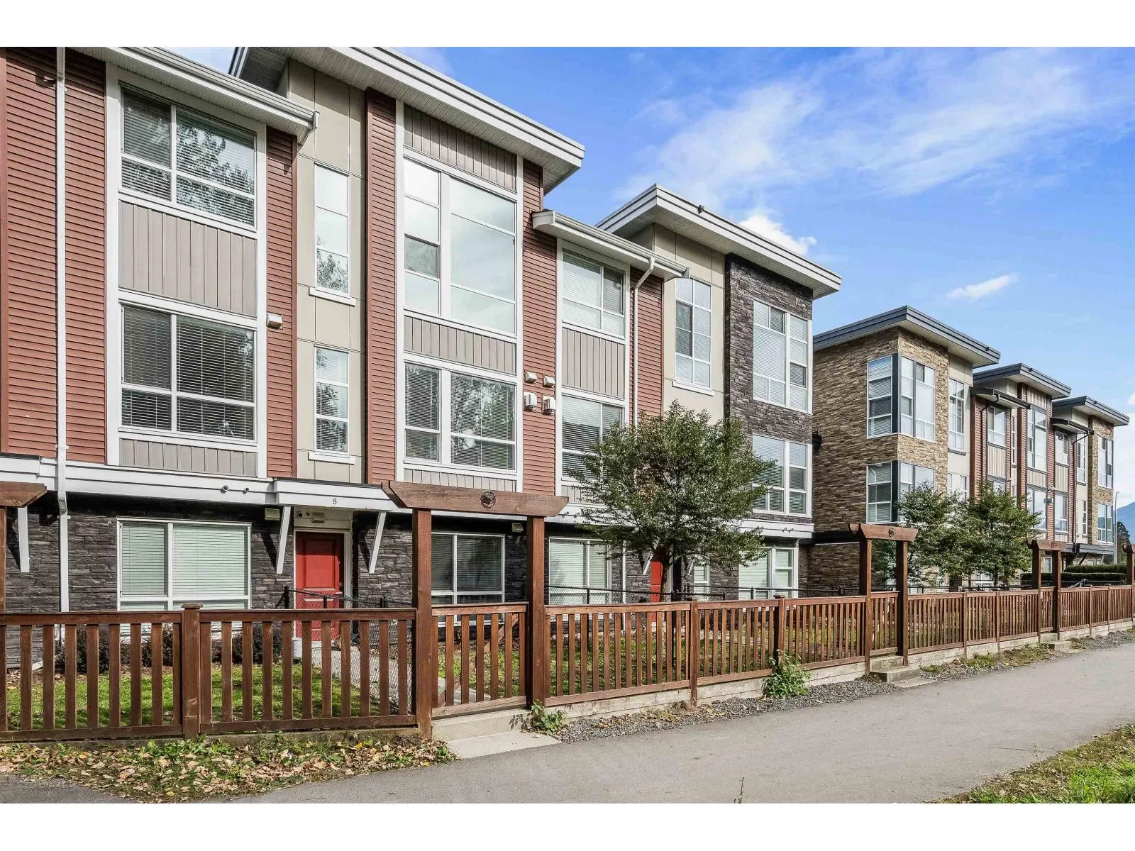 8 8413 MIDTOWN WAY|Chilliwack Proper South