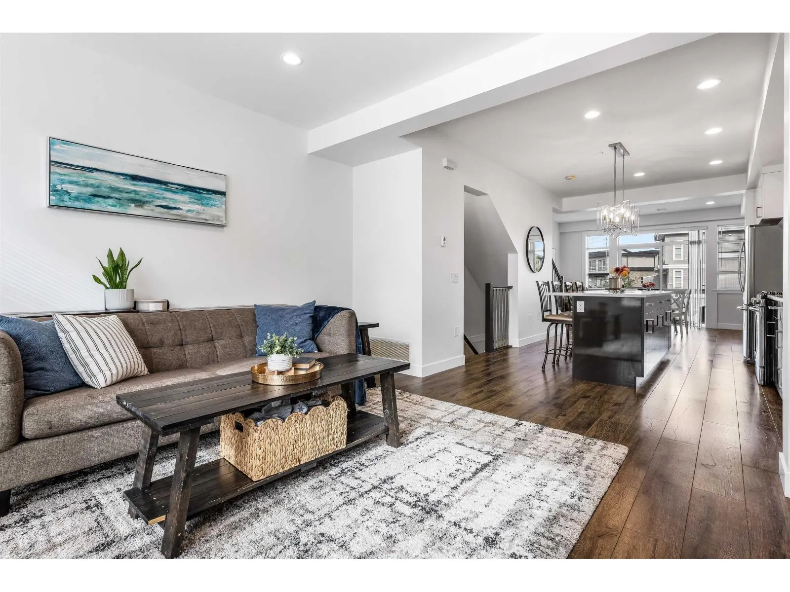 8 8413 MIDTOWN WAY|Chilliwack Proper South