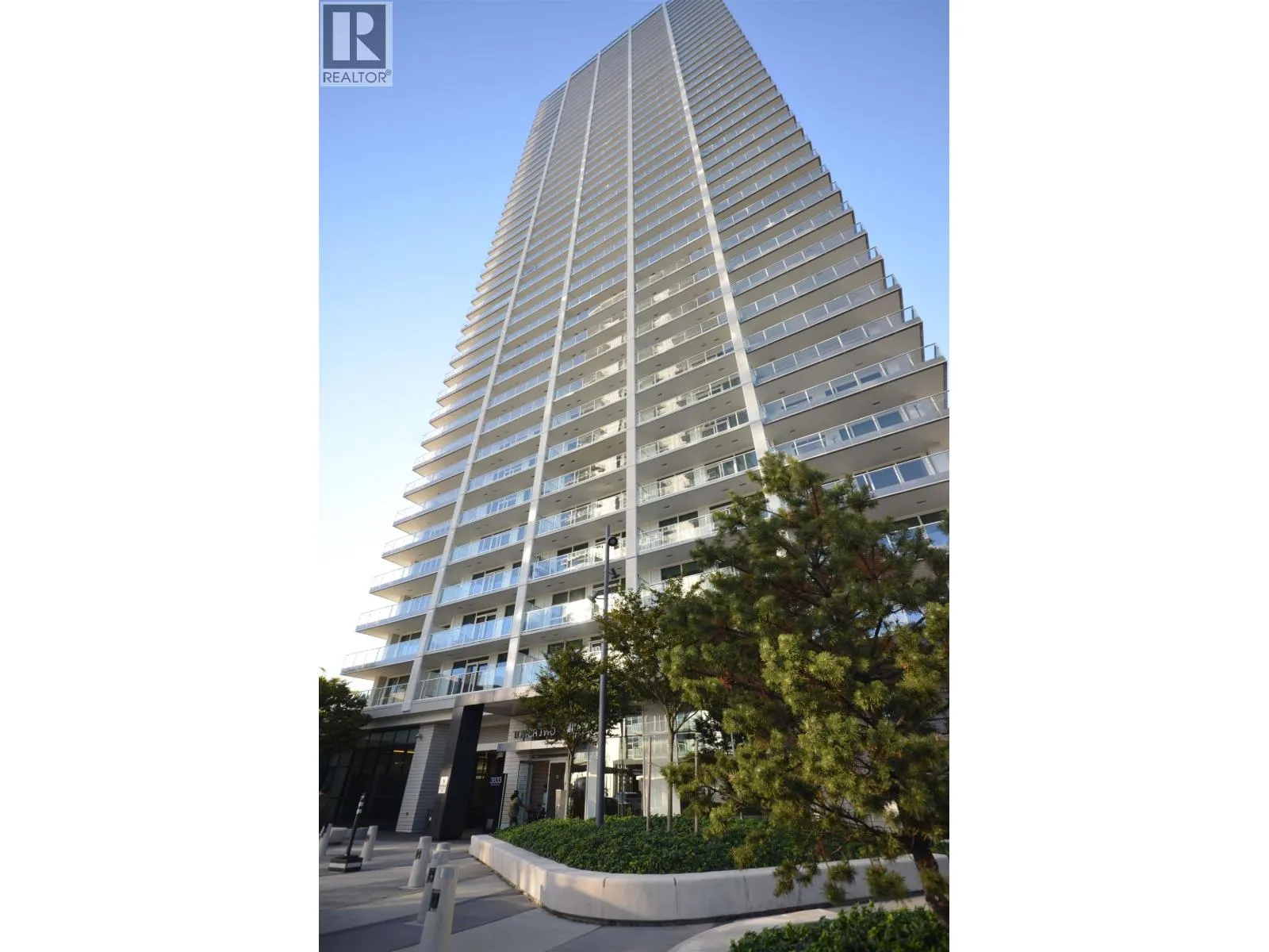 1403 3833 EVERGREEN PLACE