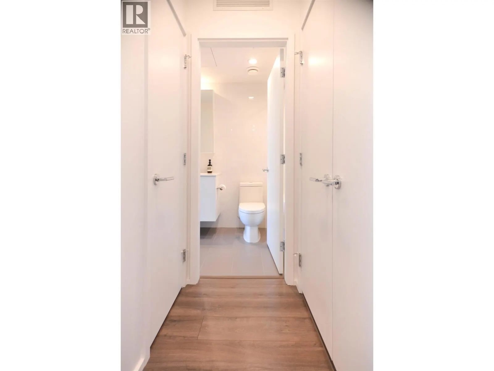 1403 3833 EVERGREEN PLACE