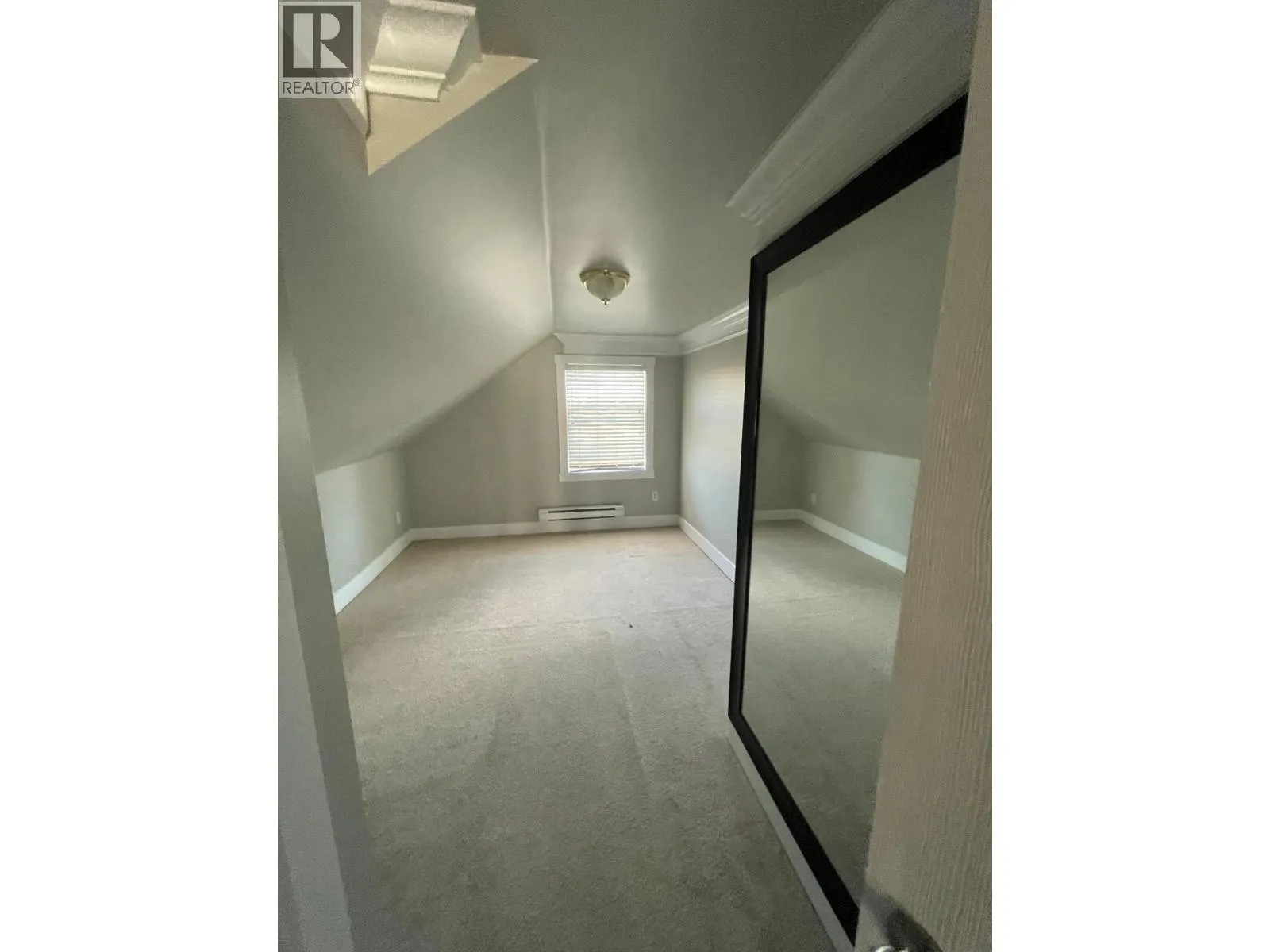7505 KINGSWAY