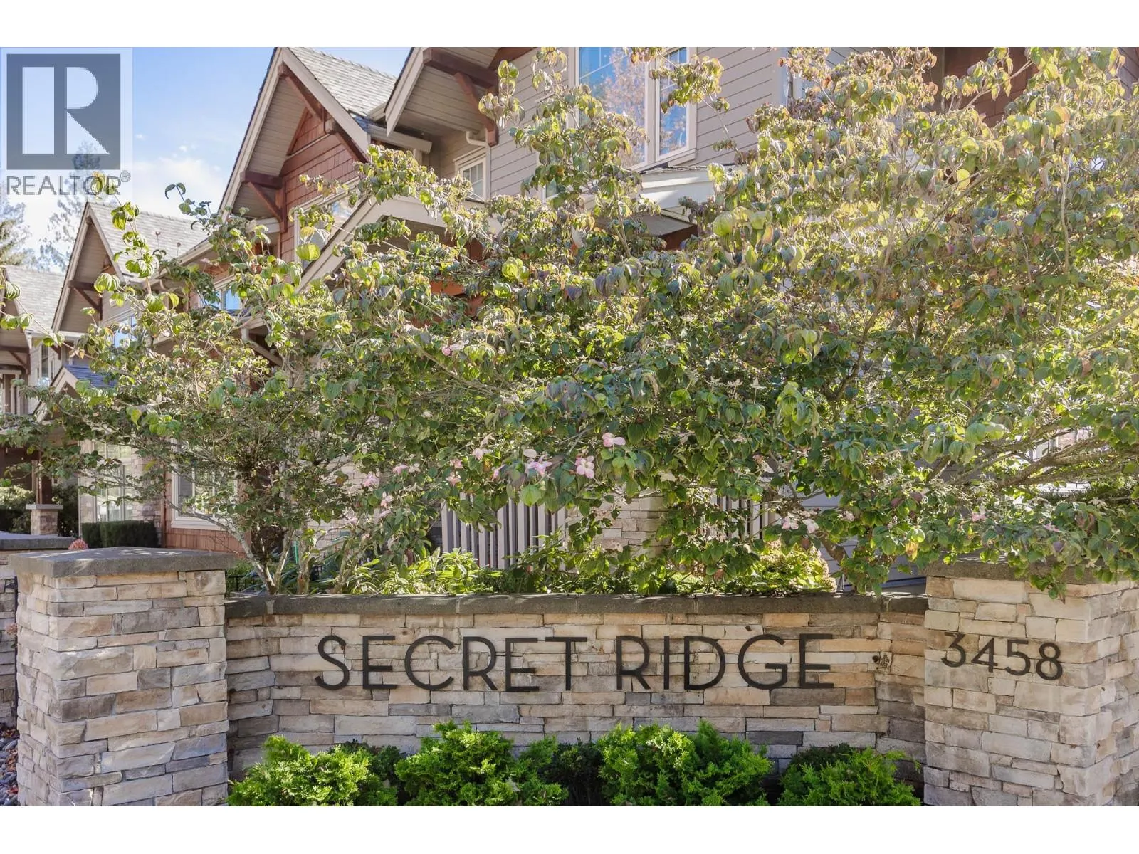 102 3458 BURKE VILLAGE PROMENADE