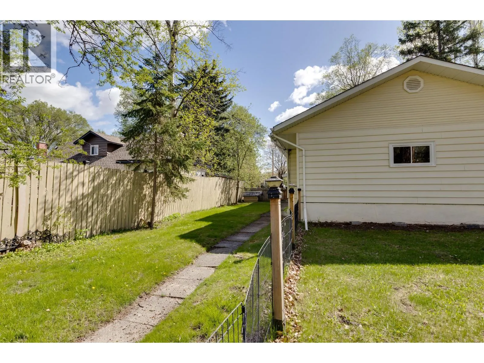 1591 CEDAR STREET