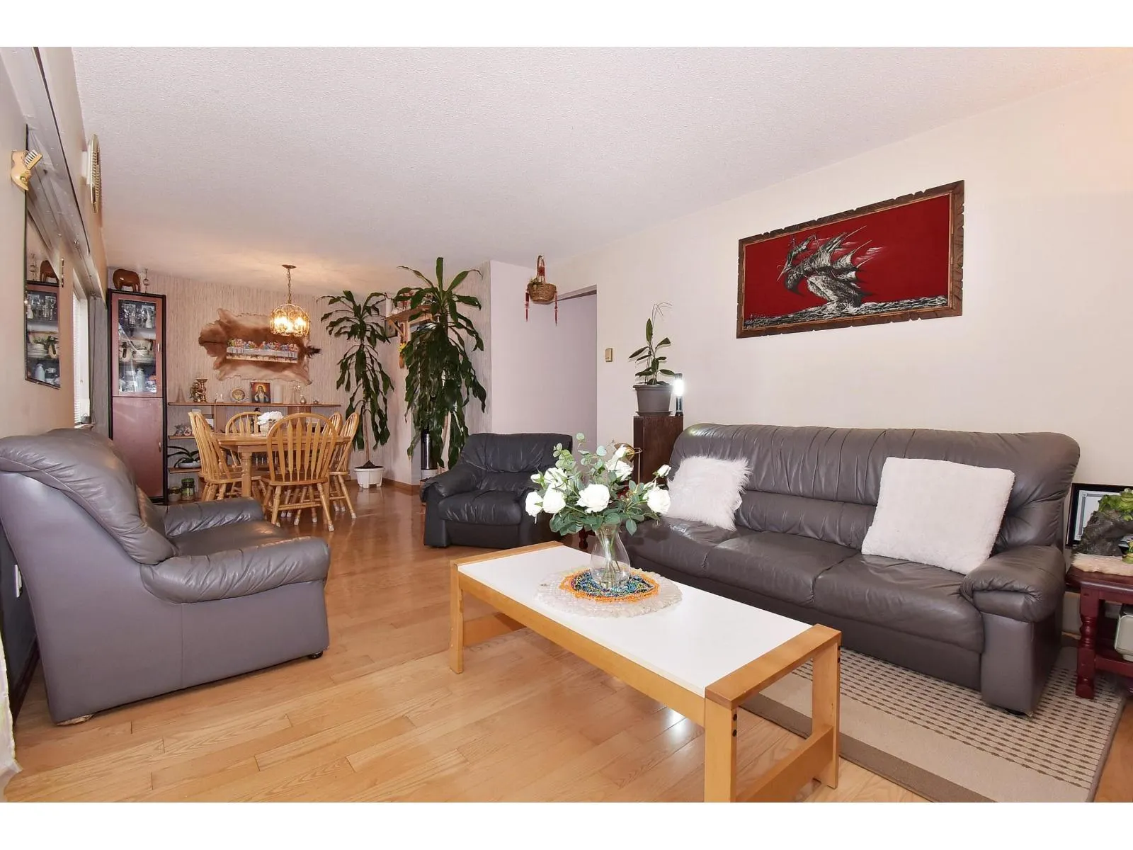 281C 8635 120 STREET