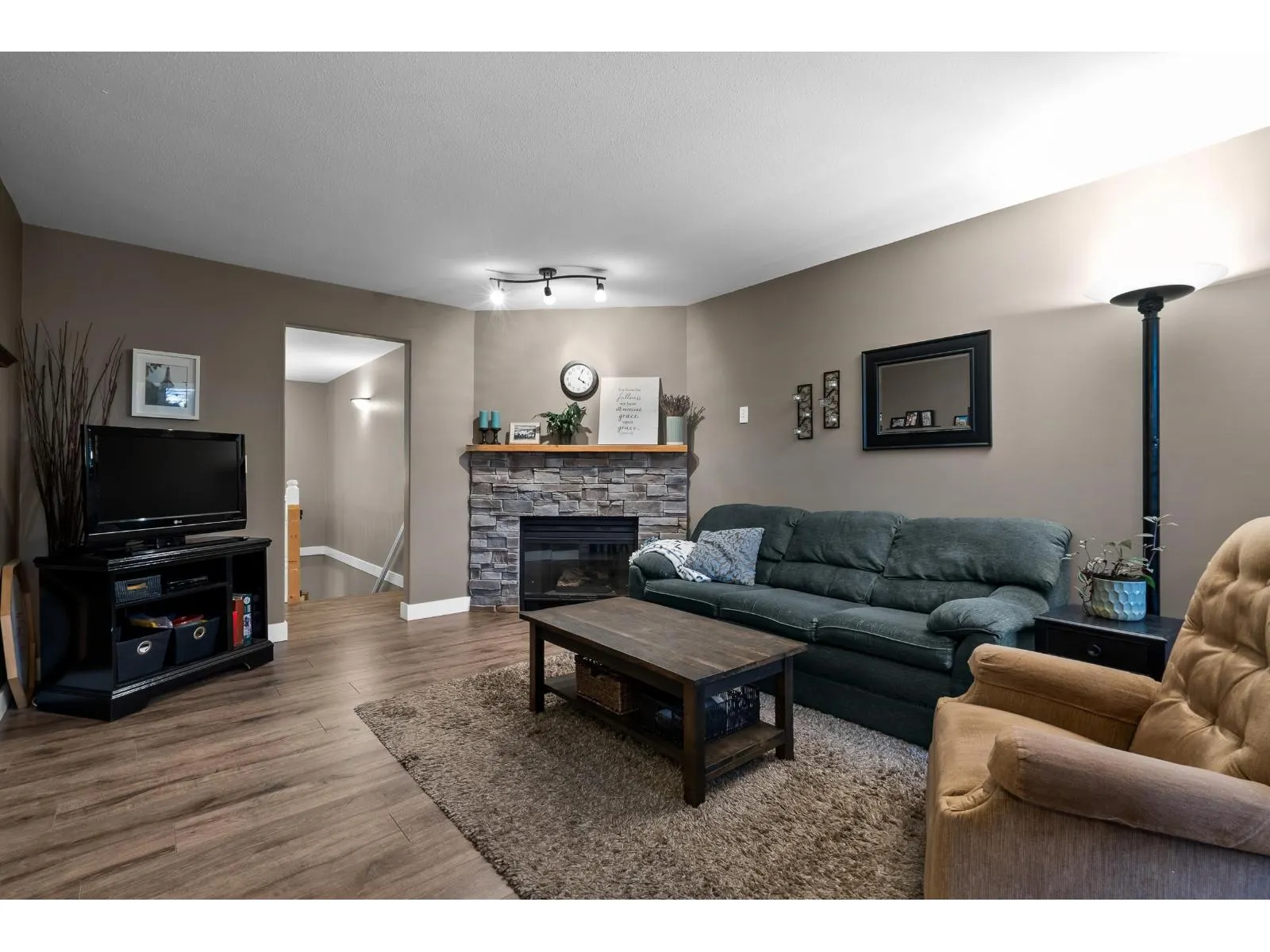 34946 MILLAR CRESCENT