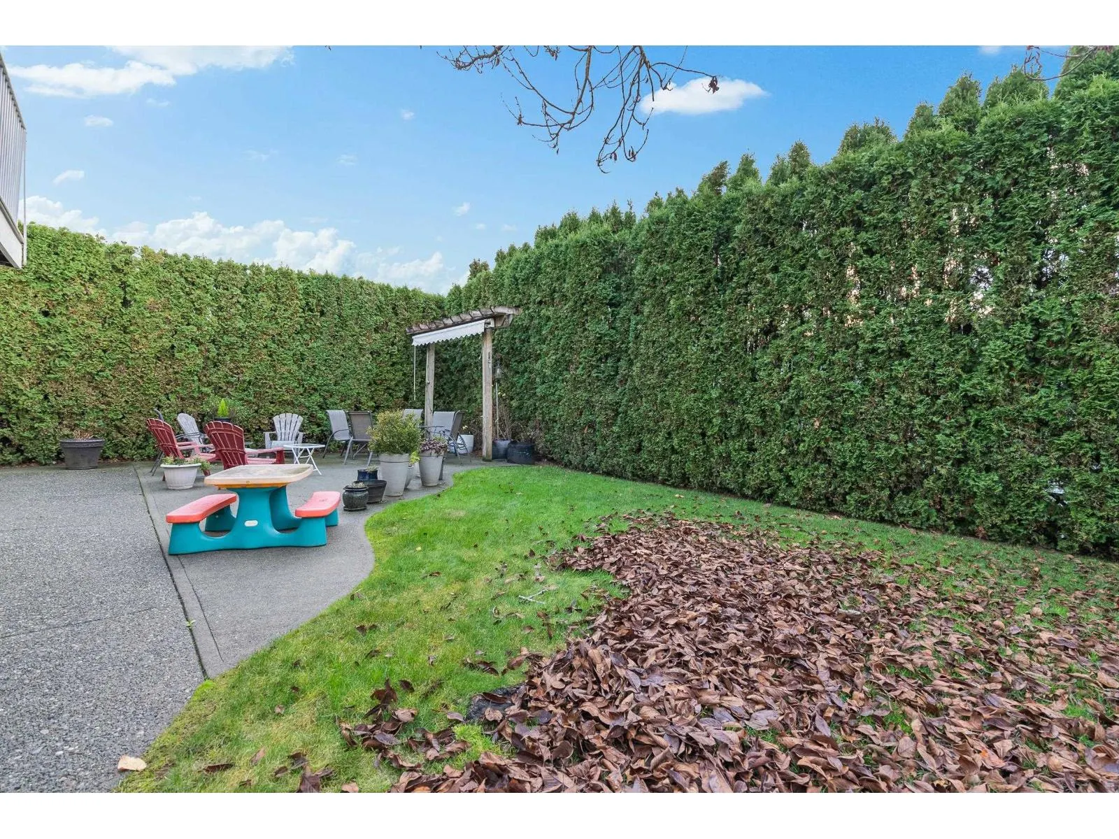 34946 MILLAR CRESCENT