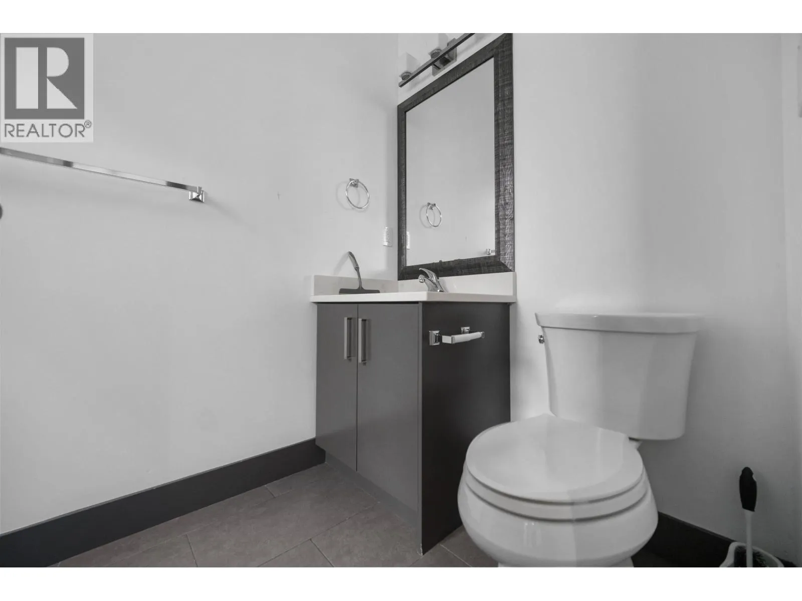 7493 GATINEAU PLACE
