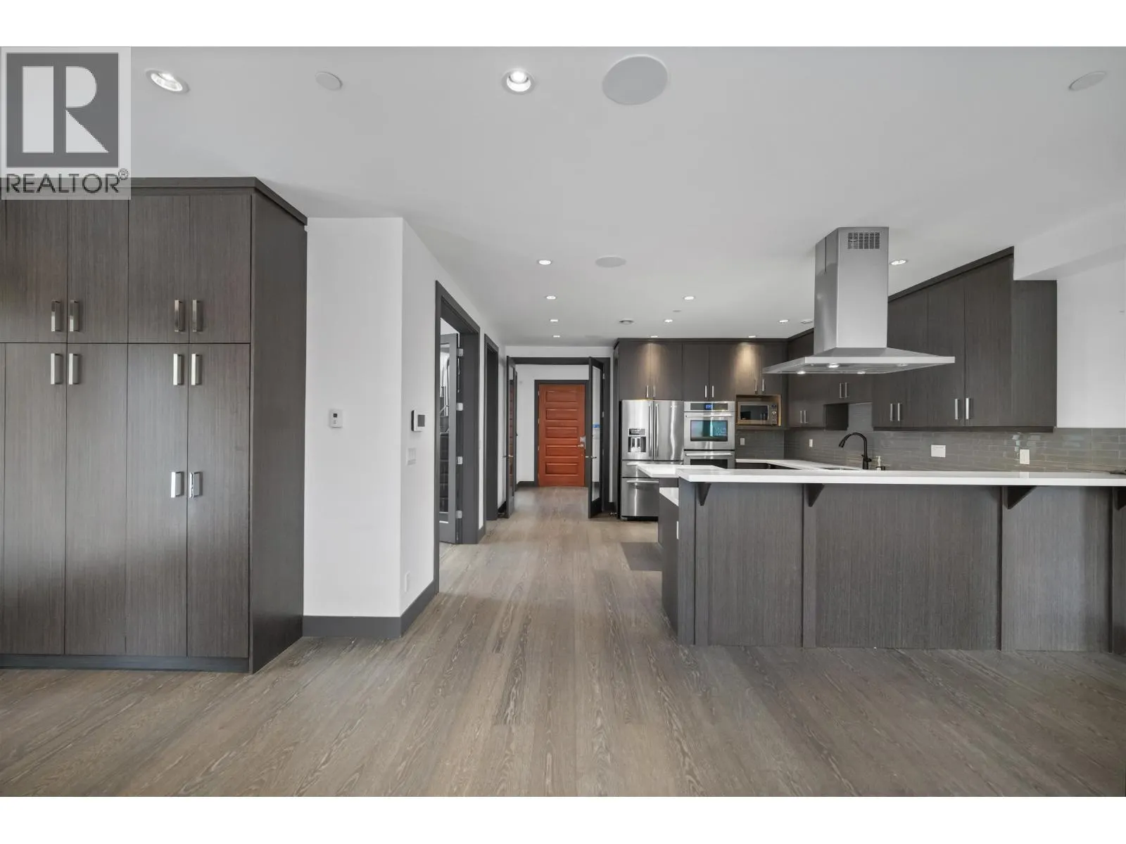 7493 GATINEAU PLACE