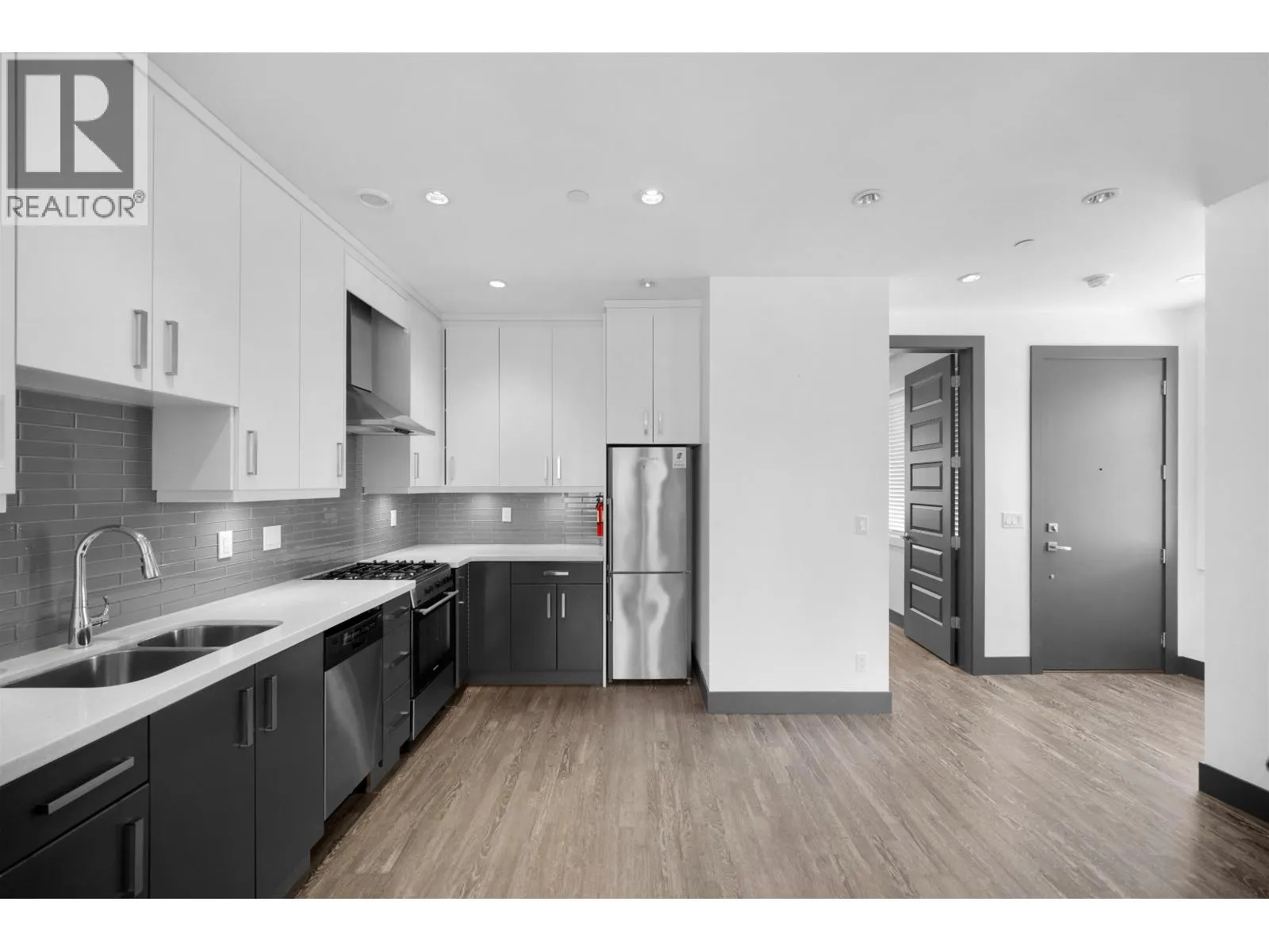 7493 GATINEAU PLACE