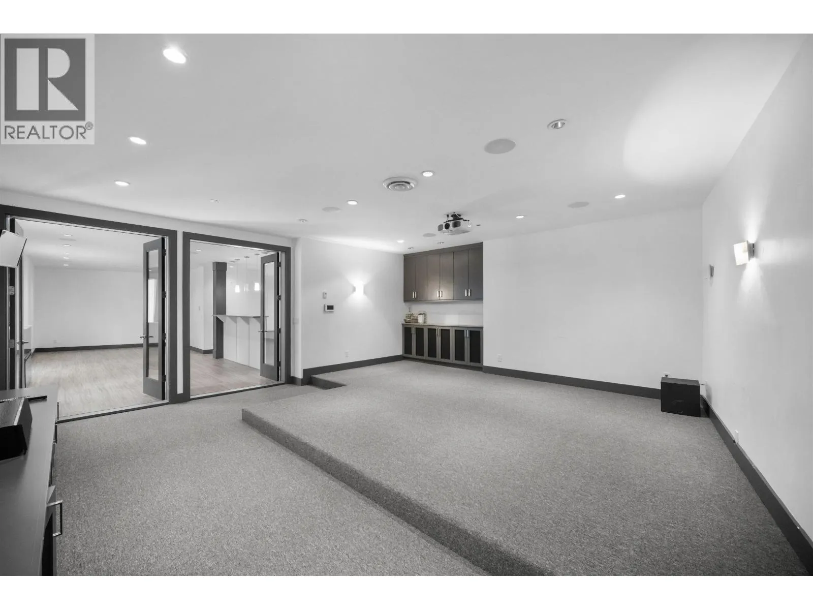 7493 GATINEAU PLACE
