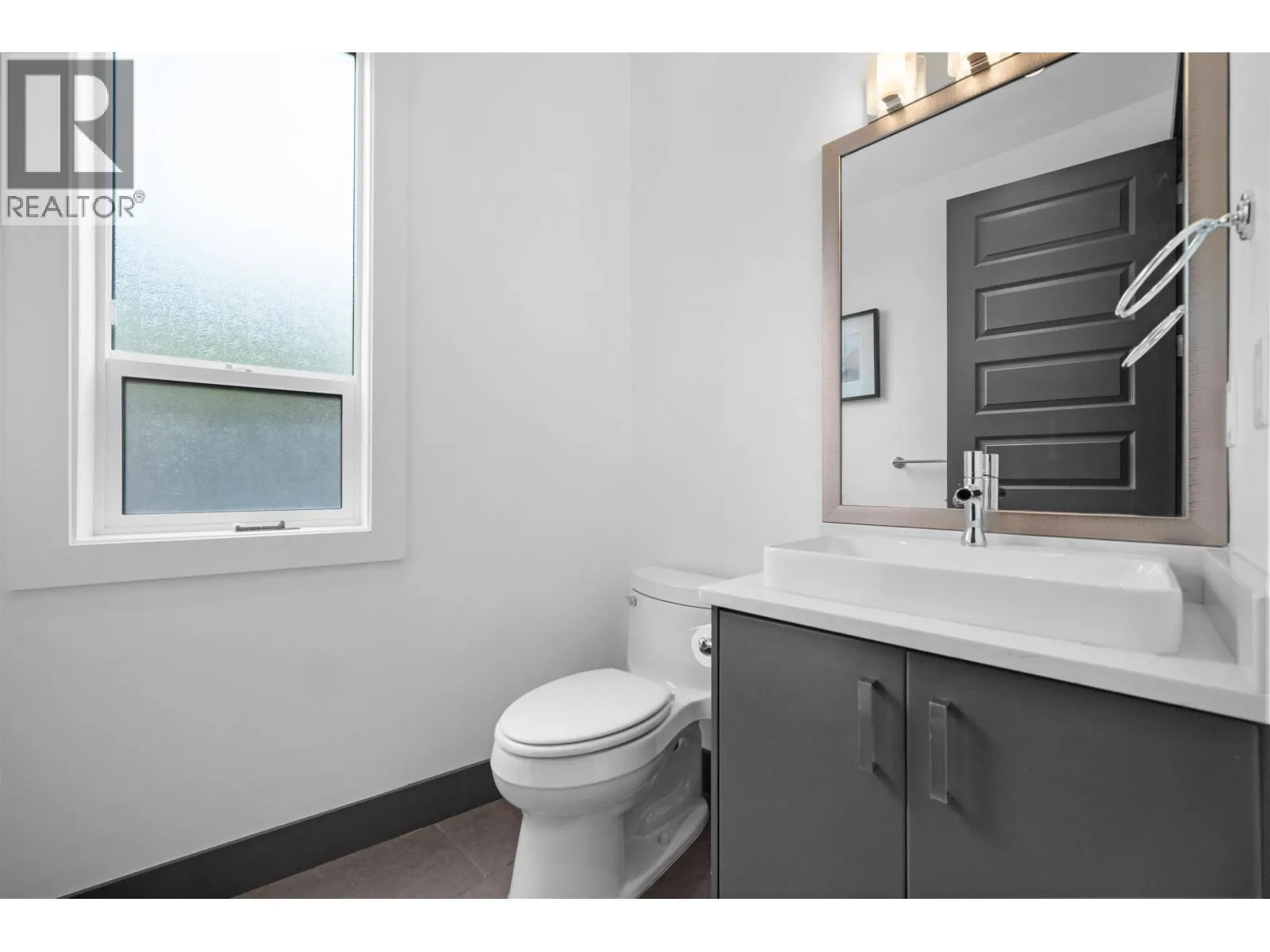 7493 GATINEAU PLACE