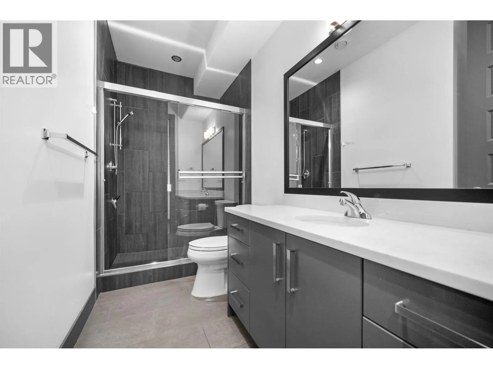7493 GATINEAU PLACE