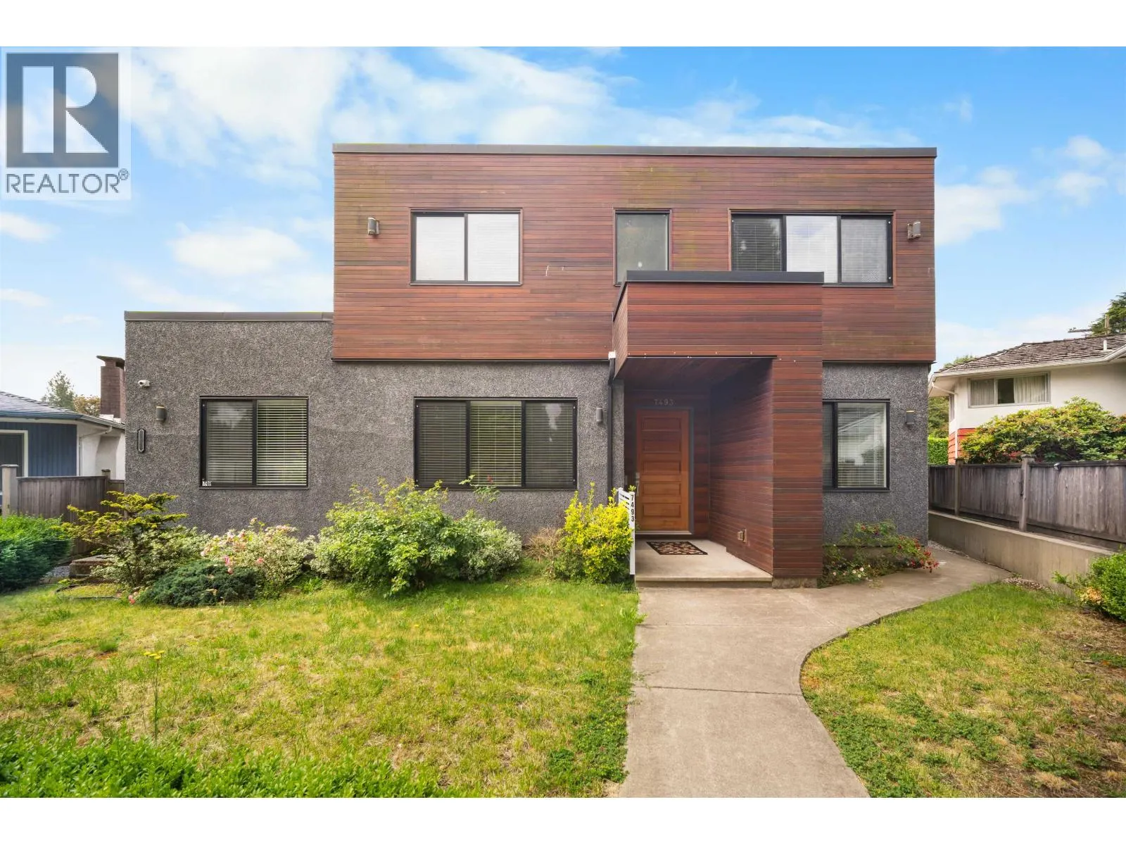 7493 GATINEAU PLACE
