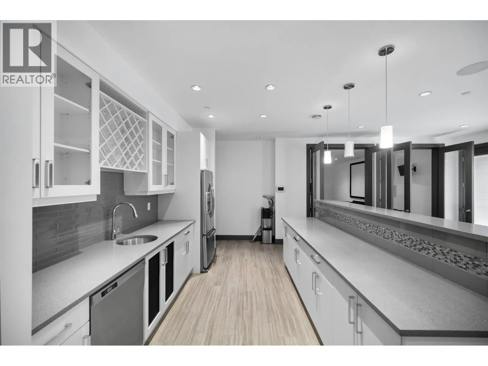 7493 GATINEAU PLACE