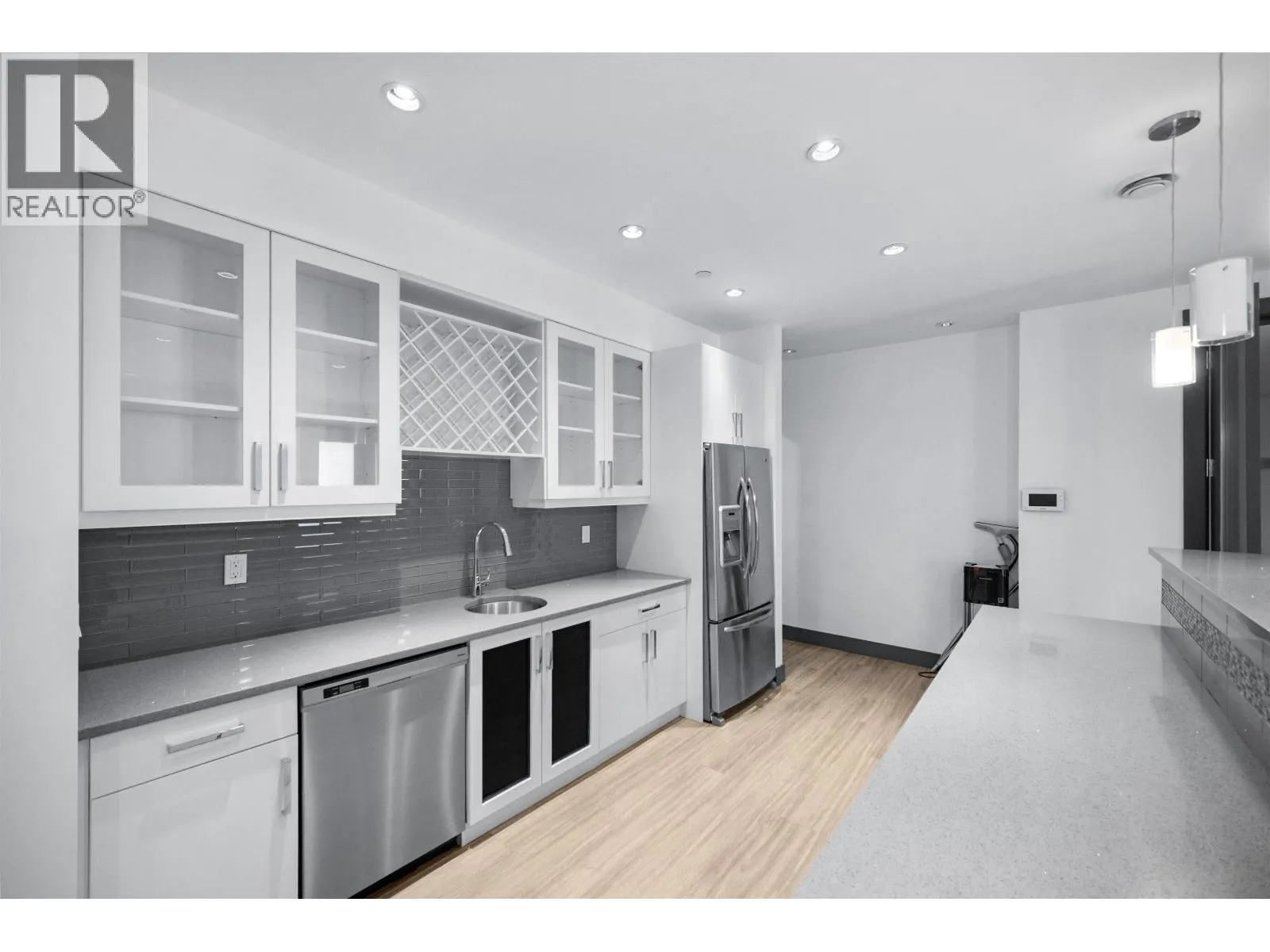 7493 GATINEAU PLACE