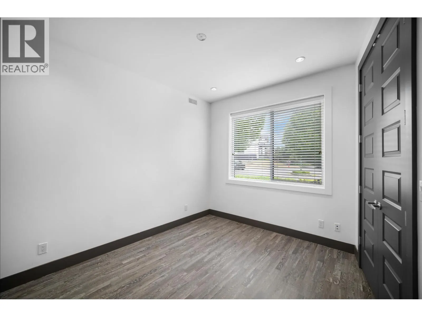 7493 GATINEAU PLACE