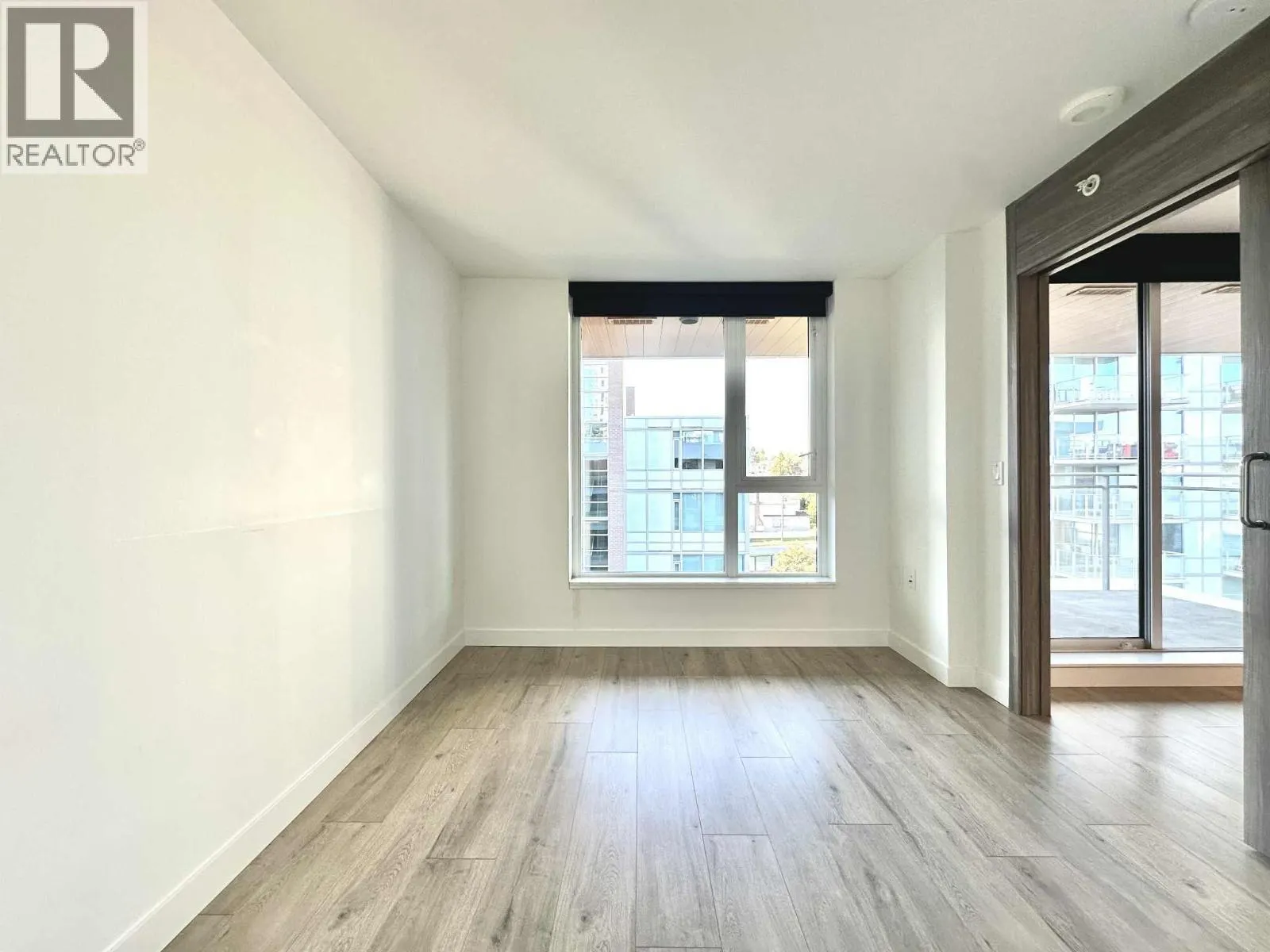 911 455 SW MARINE DRIVE