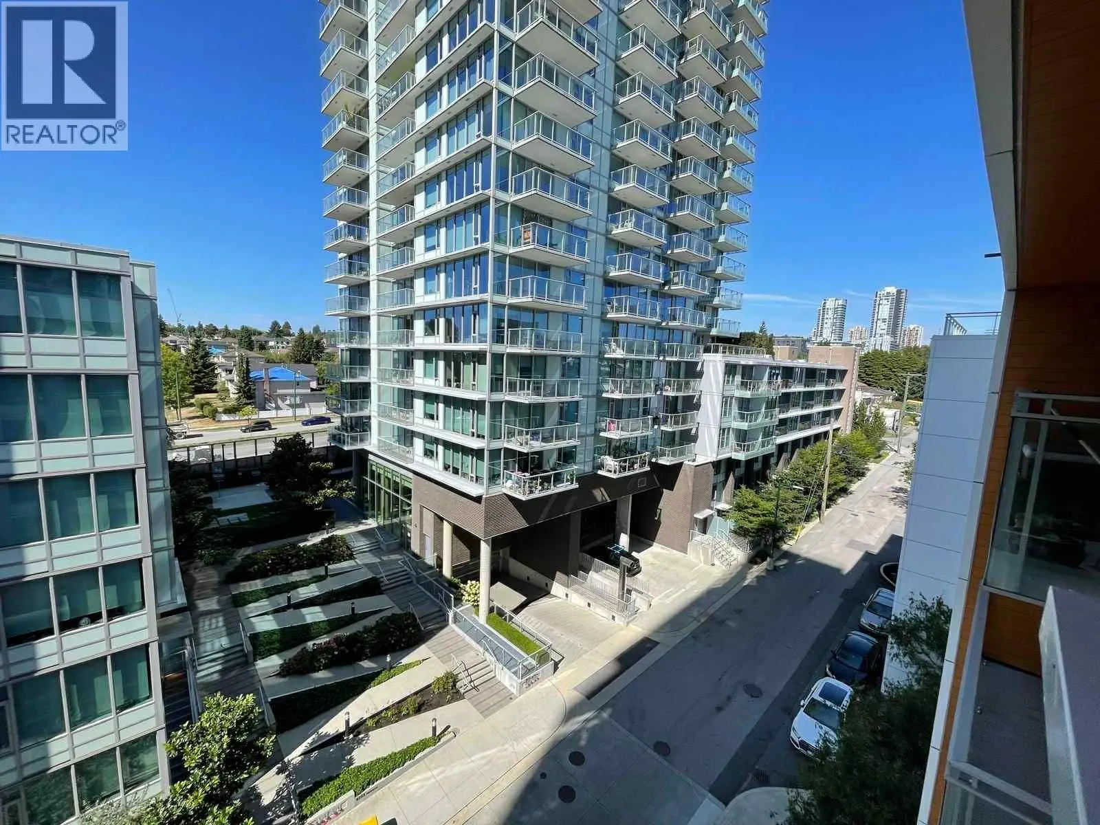 911 455 SW MARINE DRIVE