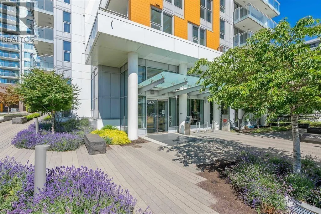 911 455 SW MARINE DRIVE