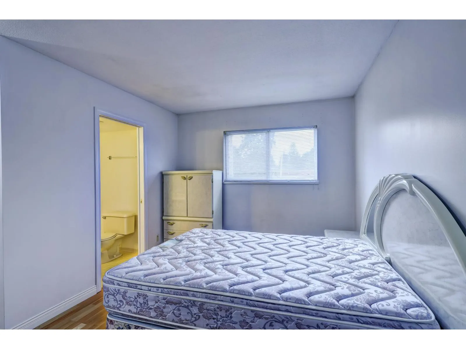 200 10077 156 STREET