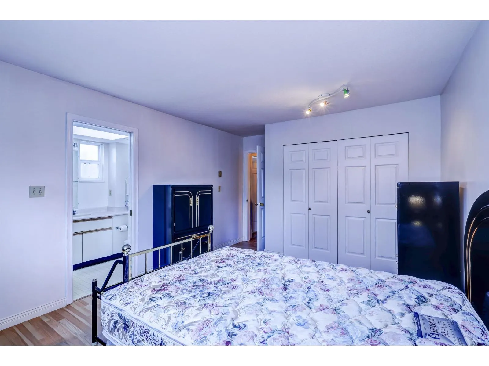 200 10077 156 STREET