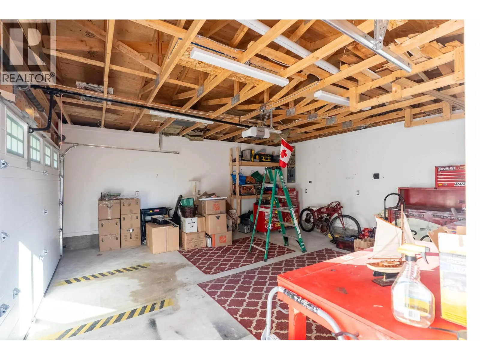 324 E 24TH STREET