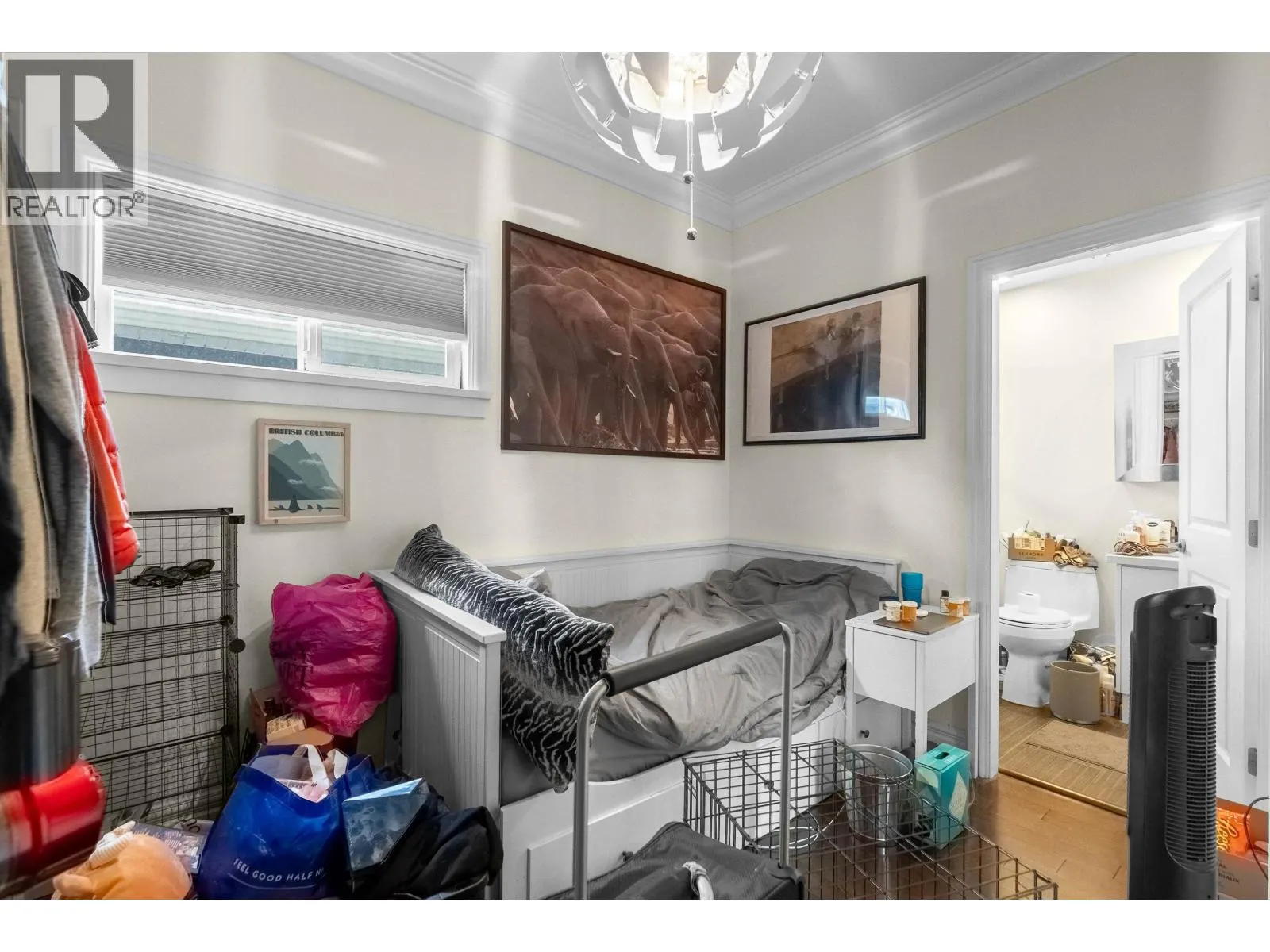 324 E 24TH STREET