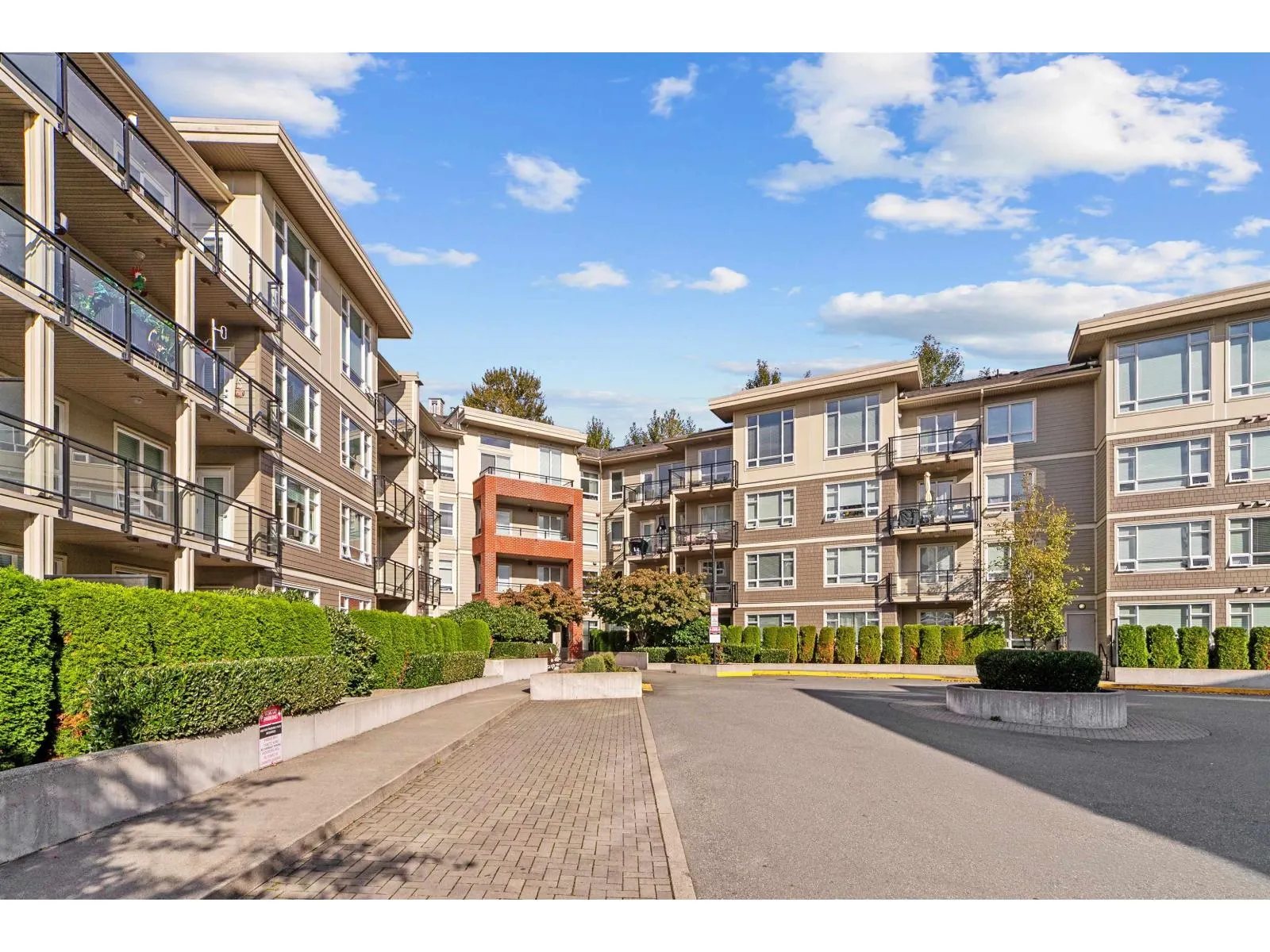 C125 20211 66 AVENUE