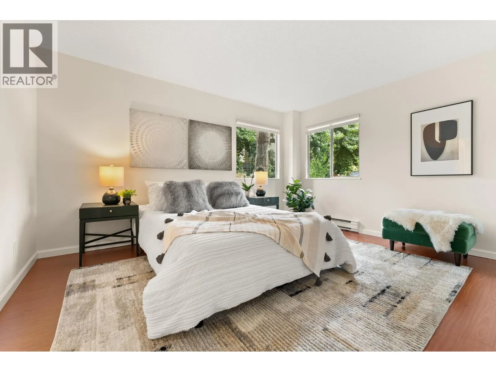 210 1508 MARINER WALK