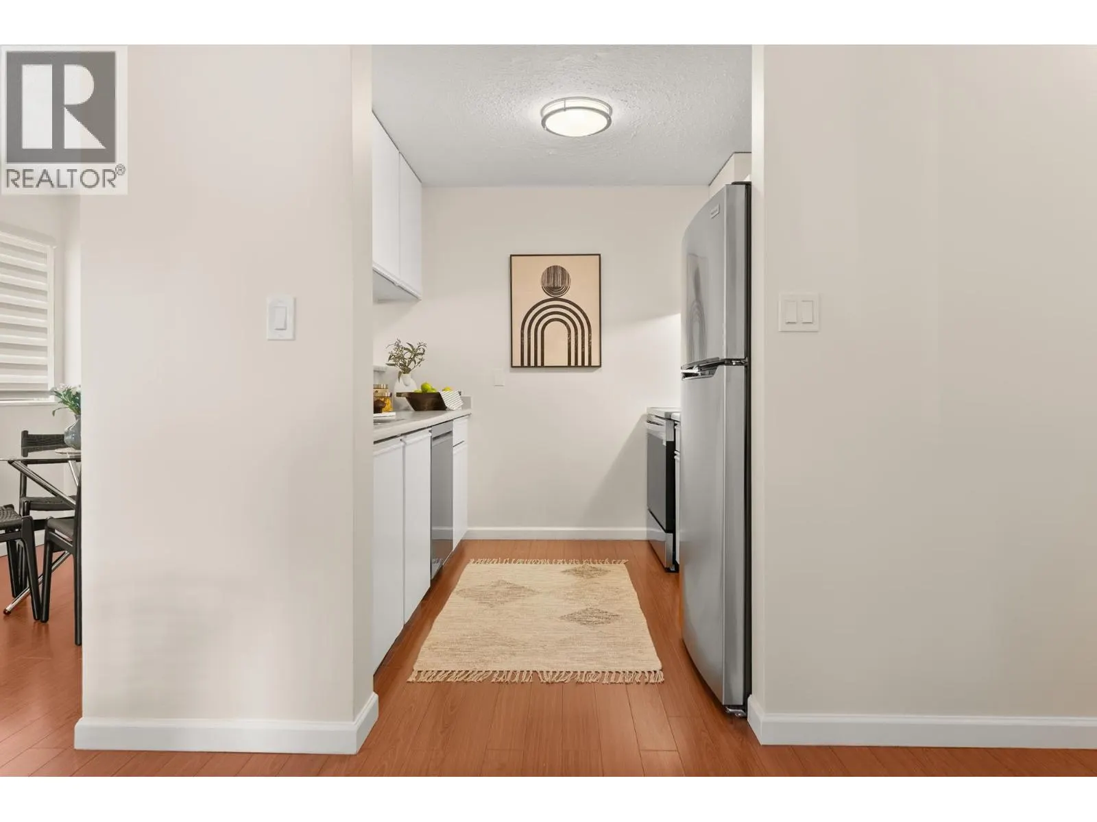 210 1508 MARINER WALK