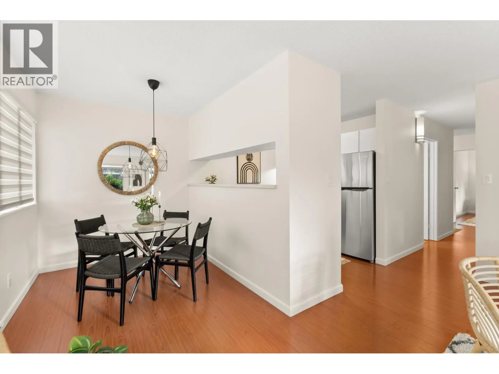 210 1508 MARINER WALK