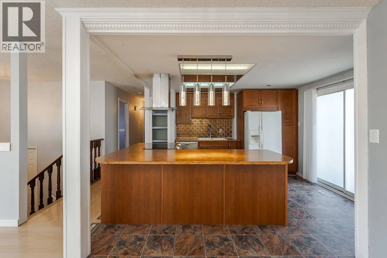 3639 GOULD CRESCENT