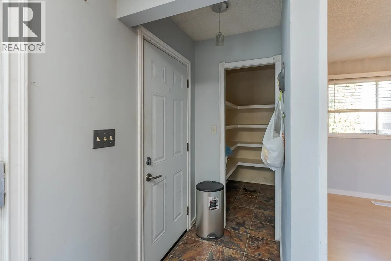 3639 GOULD CRESCENT