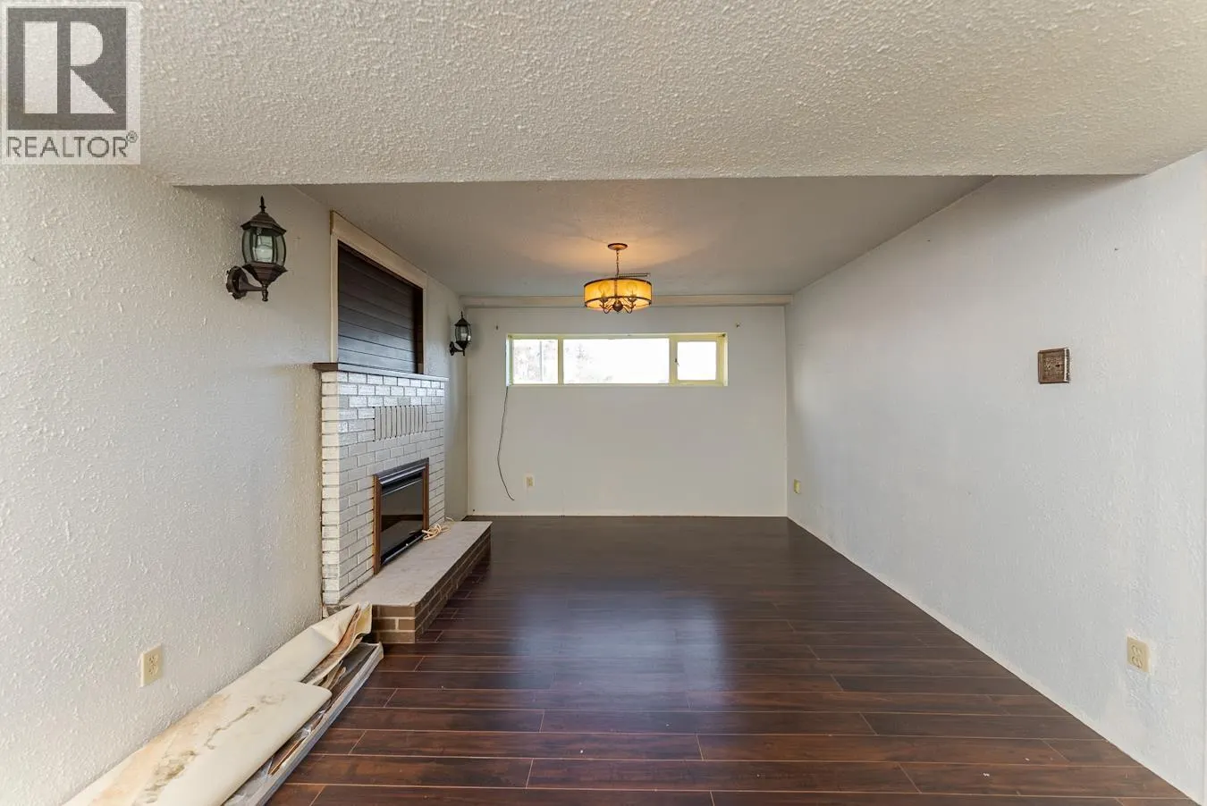 3639 GOULD CRESCENT