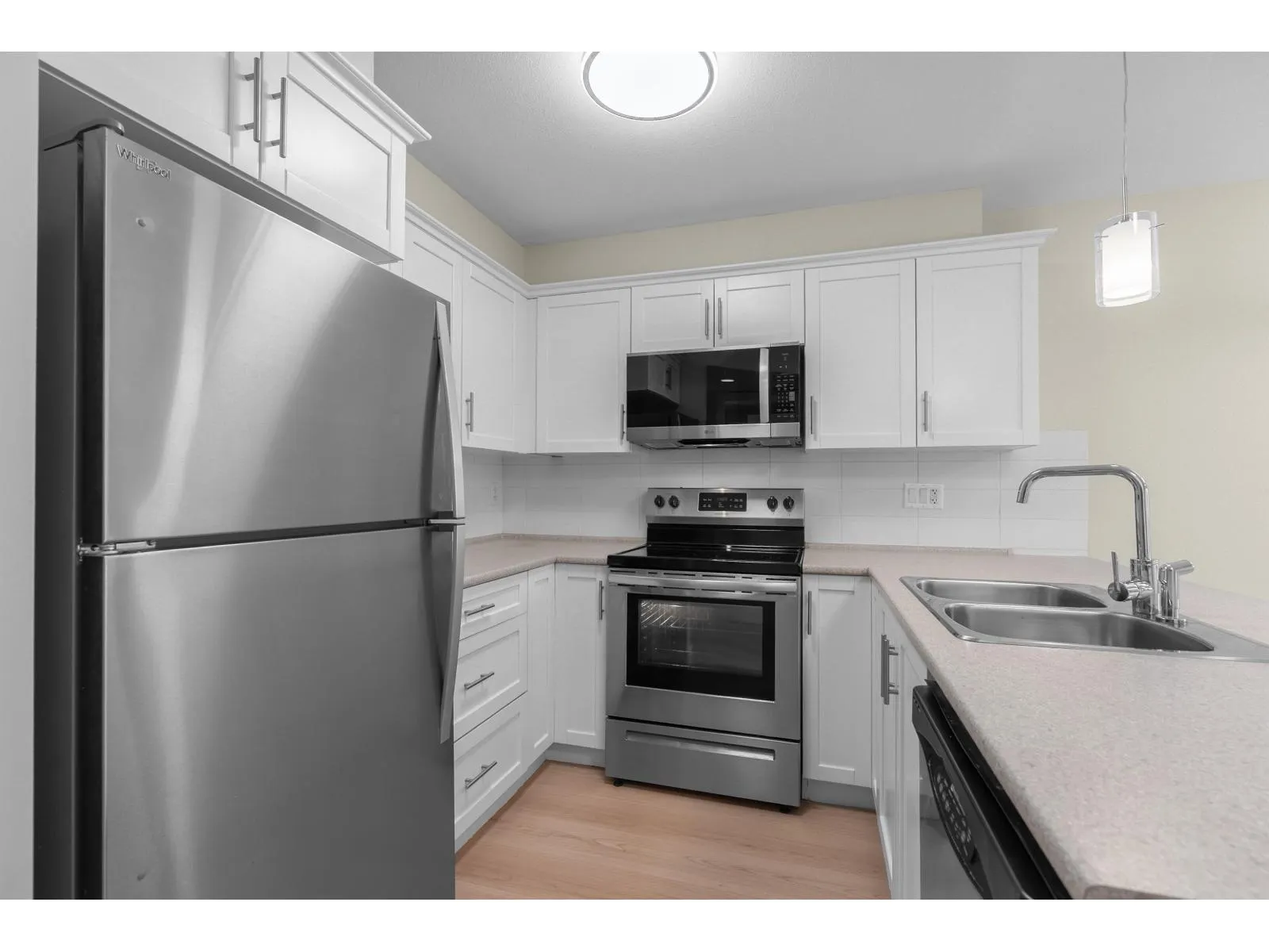 202 46150 BOLE AVENUE|Chilliwack Proper East