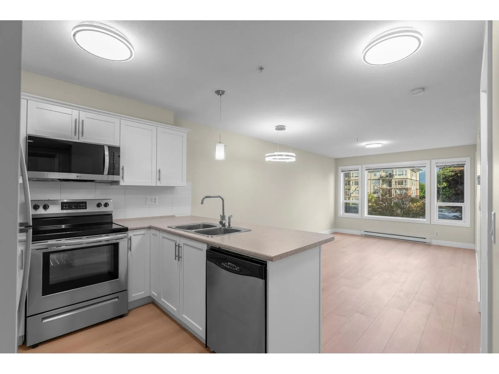 202 46150 BOLE AVENUE|Chilliwack Proper East
