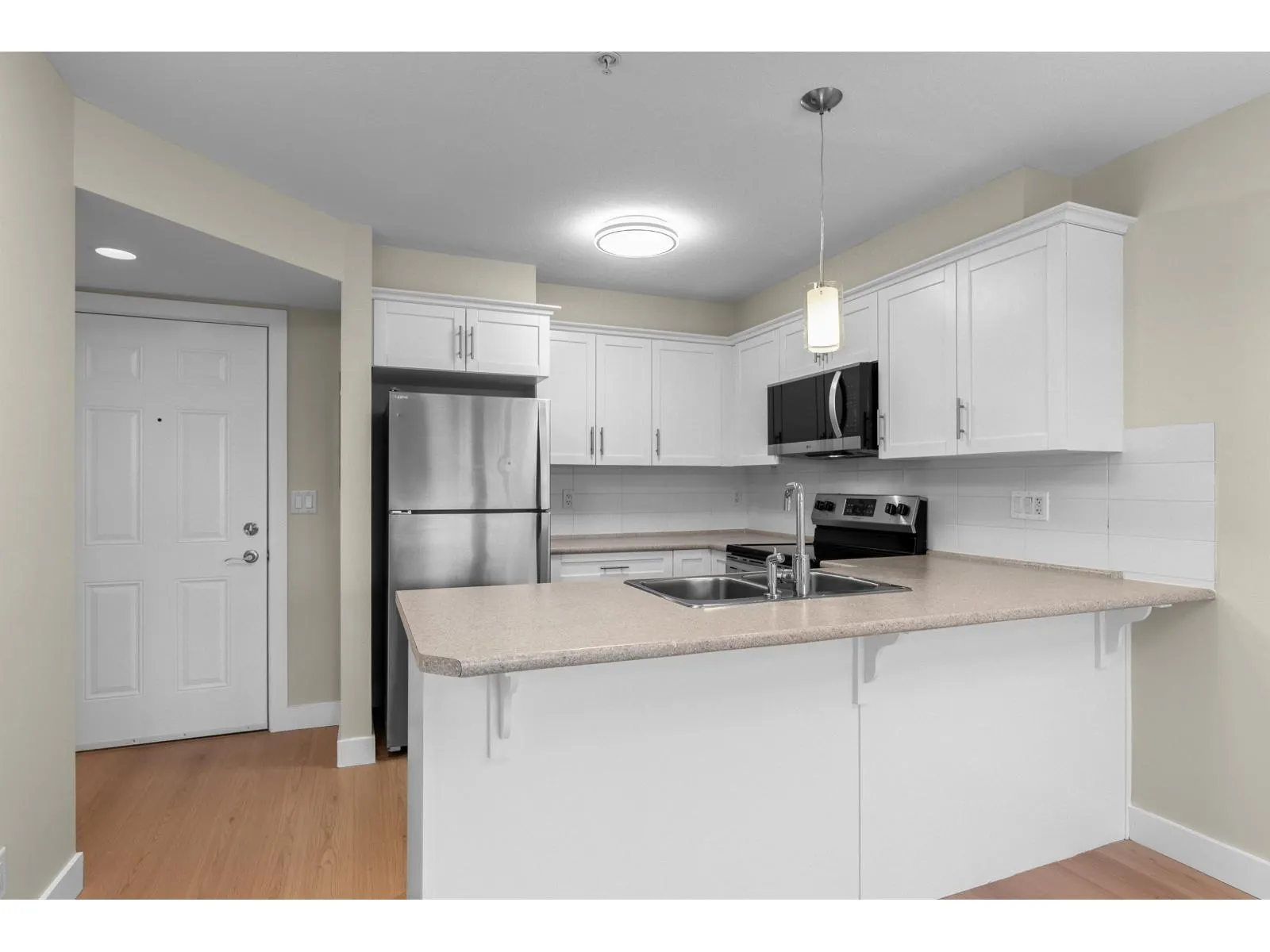202 46150 BOLE AVENUE|Chilliwack Proper East