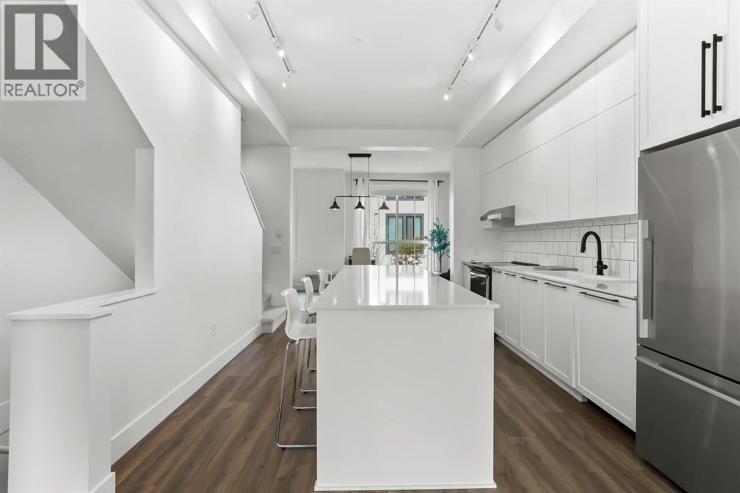 59 4656 ORCA WAY