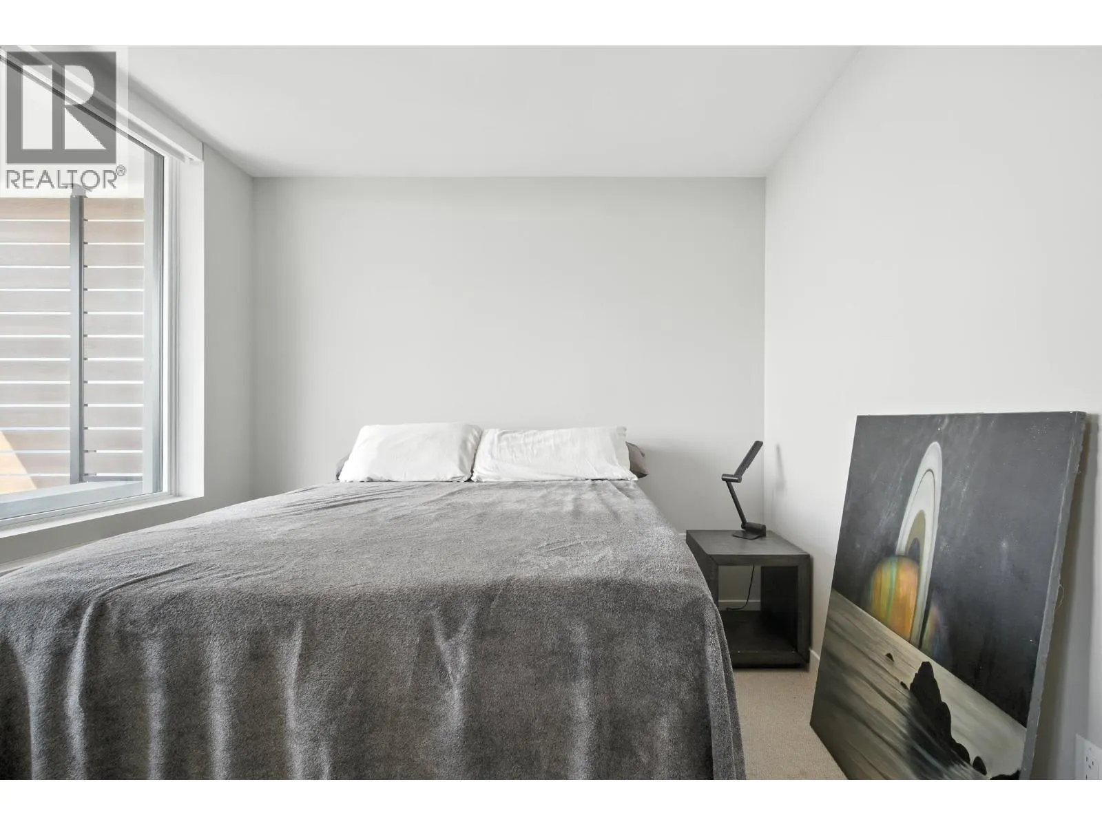 1106 8725 UNIVERSITY CRESCENT