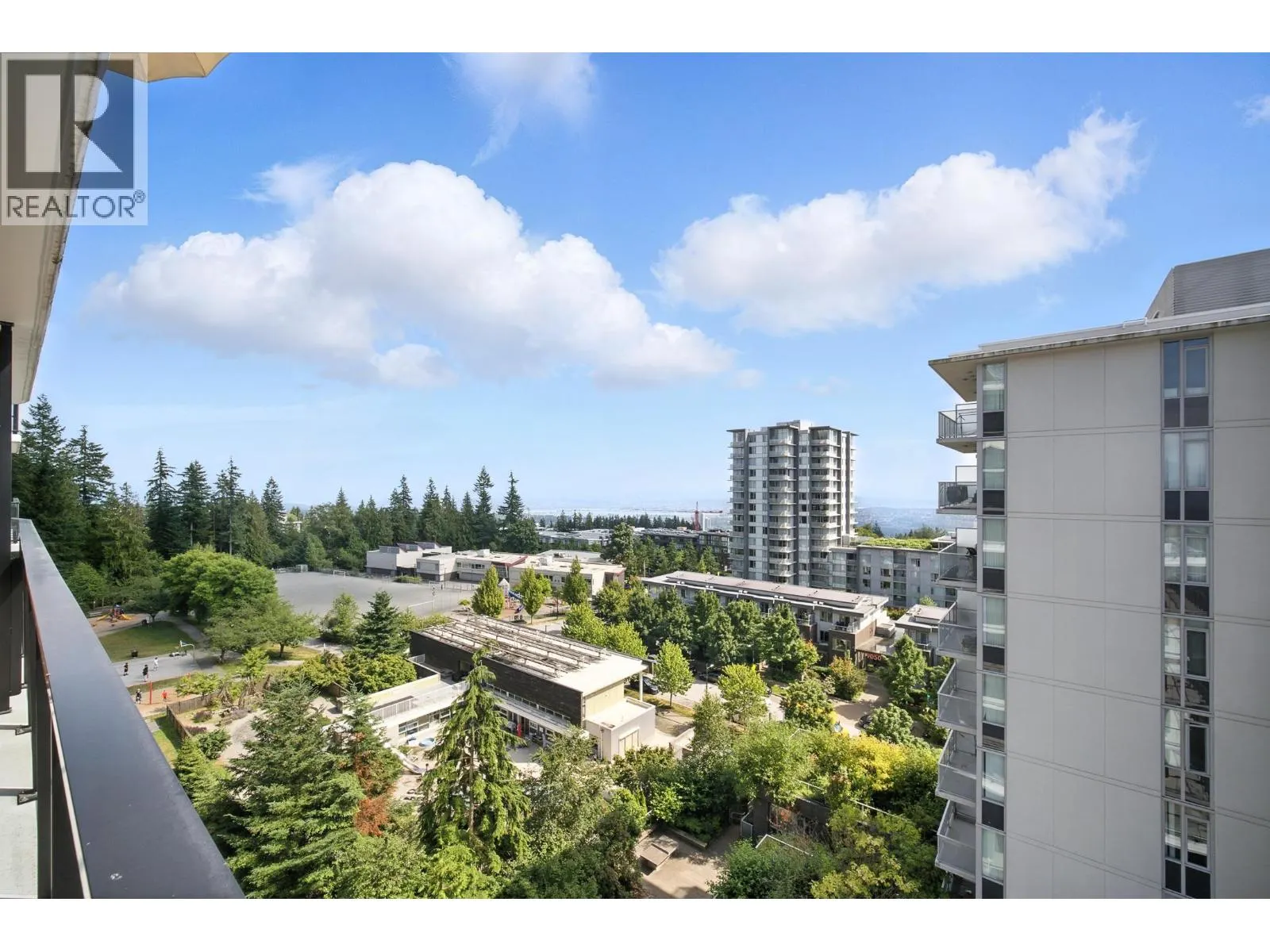 1106 8725 UNIVERSITY CRESCENT