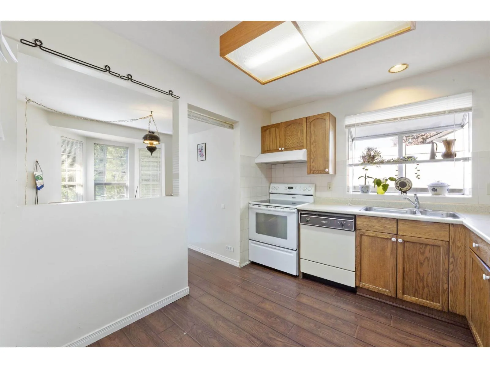 133 12233 92 AVENUE