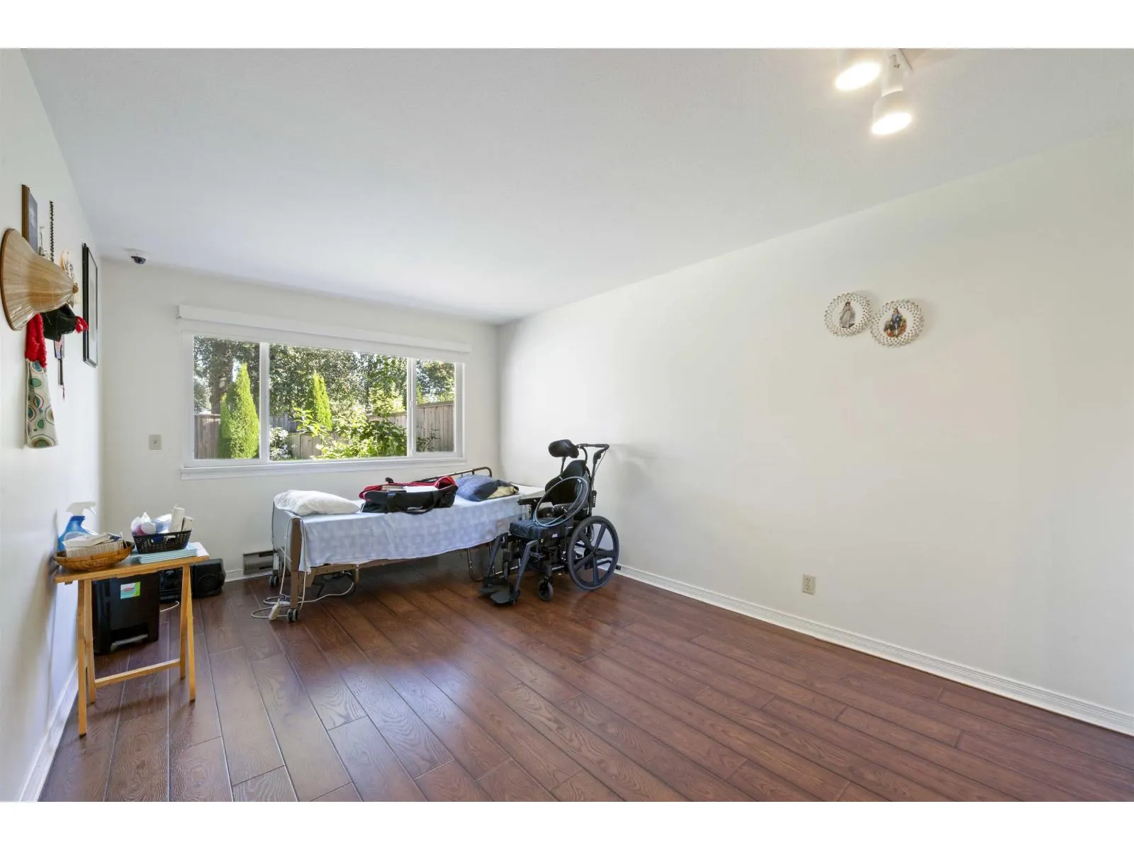 133 12233 92 AVENUE