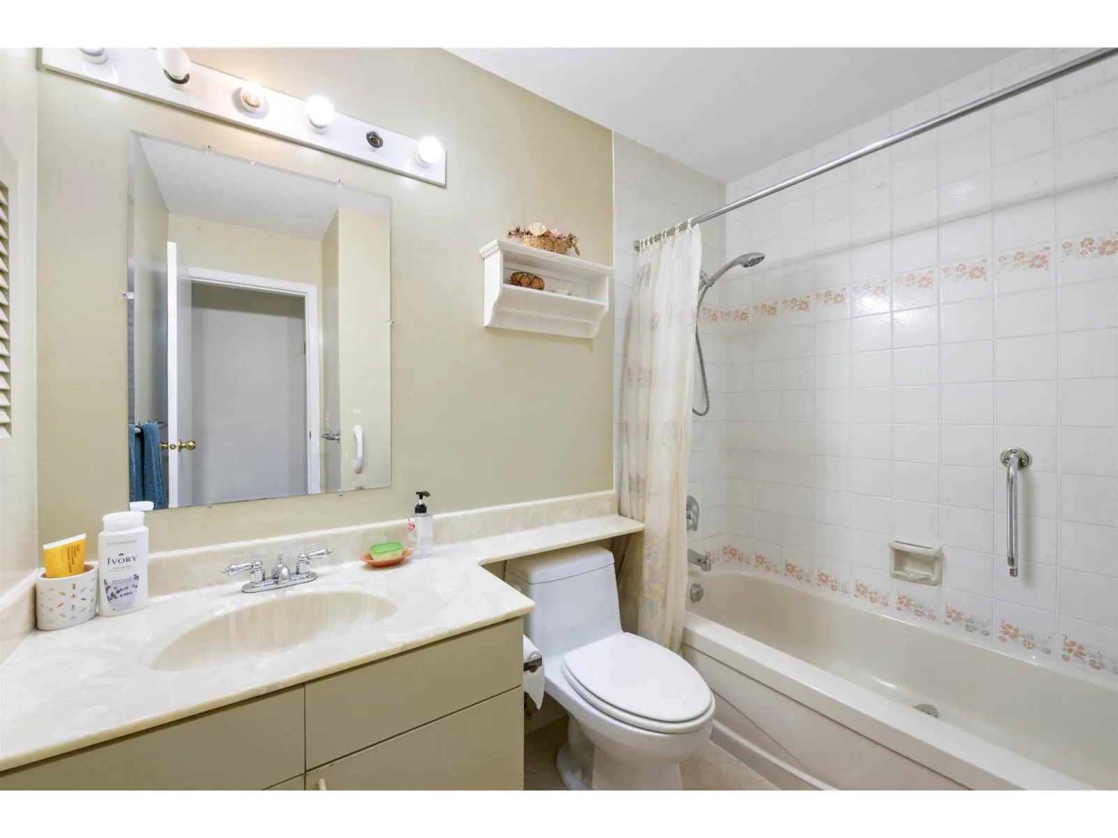 133 12233 92 AVENUE